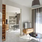 Twin Superior Suites-2nd Floor-balcony-250m Metro Station Thessaloniki