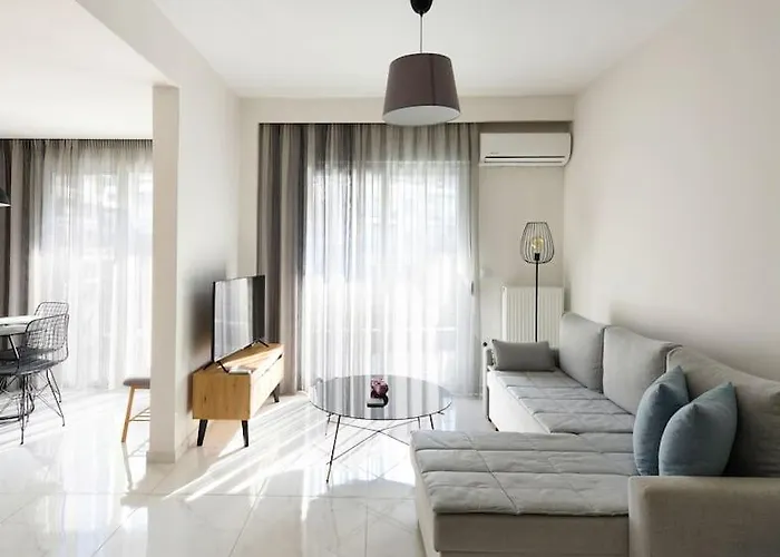 Διαμέρισμα Twin Superior Suites-2nd Floor-balcony-250m Metro Station