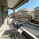 Twin Superior Suites-2nd Floor-balcony-250m Metro Station * Θεσσαλονίκη