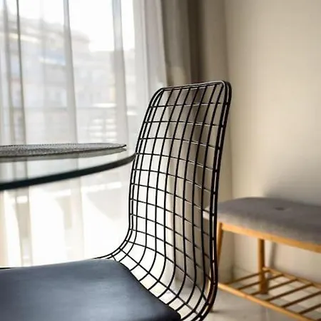 Twin Superior Suites-2nd Floor-balcony-250m Metro Station Thessaloniki