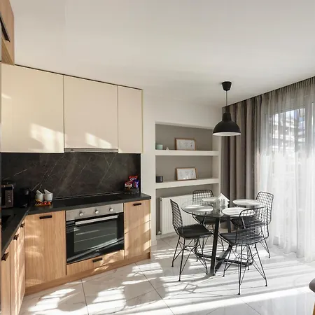 Apartment Twin Superior Suites-2nd Floor-balcony-250m Metro Station