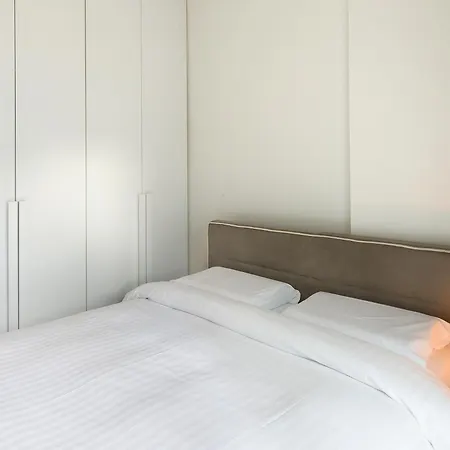 Apartment Twin Superior Suites-2nd Floor-balcony-250m Metro Station *