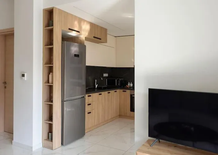 Apartament Twin Superior Suites-2nd Floor-balcony-250m Metro Station Salonic