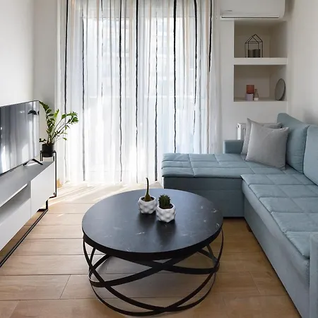 Twin Superior Suites-2nd Floor-balcony-250m Metro Station Lejlighed *