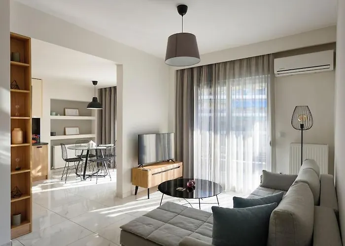 Twin Superior Suites-2nd Floor-balcony-250m Metro Station Apartamento